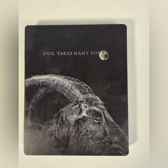 The Witch [Blu-ray + DVD + Digital HD] (Steelbook) - Picture 3 of 3